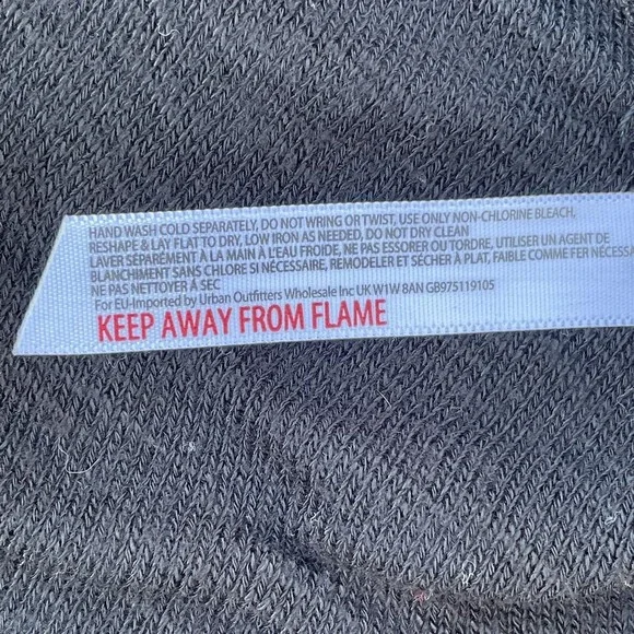 Free People Top/Sweater Womens Size S/P Black w/Grey Collar Raw Hem 'Intimately' - Picture 9 of 11